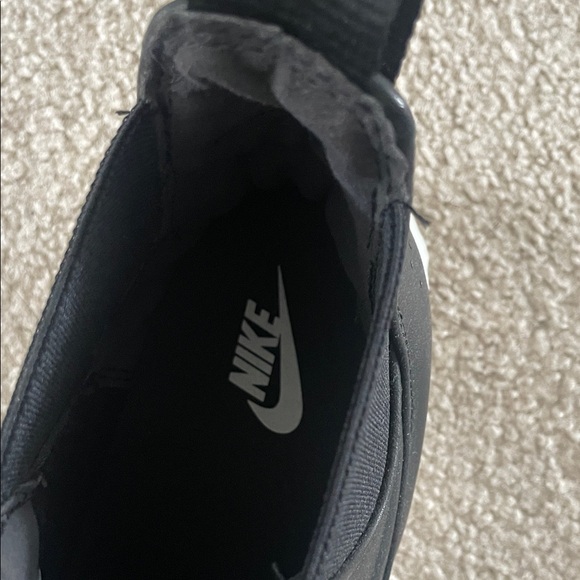 Nike Black Slip-On Shoes - Picture 2 of 4